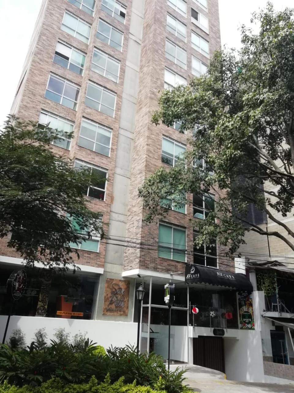 Apartasuite Laureles Cmc 麦德林 外观 照片