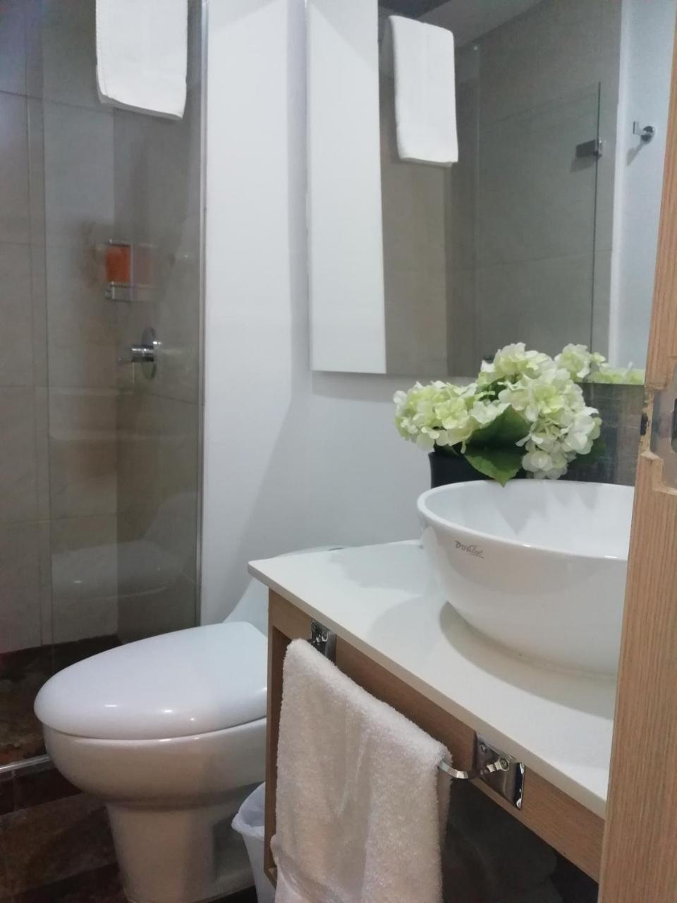 Apartasuite Laureles Cmc 麦德林 外观 照片